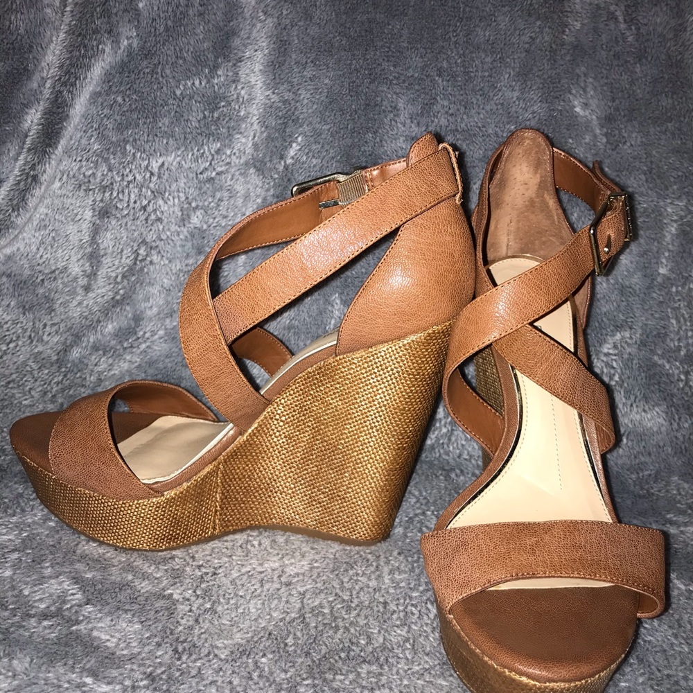 Gianni Bini strappy wedges